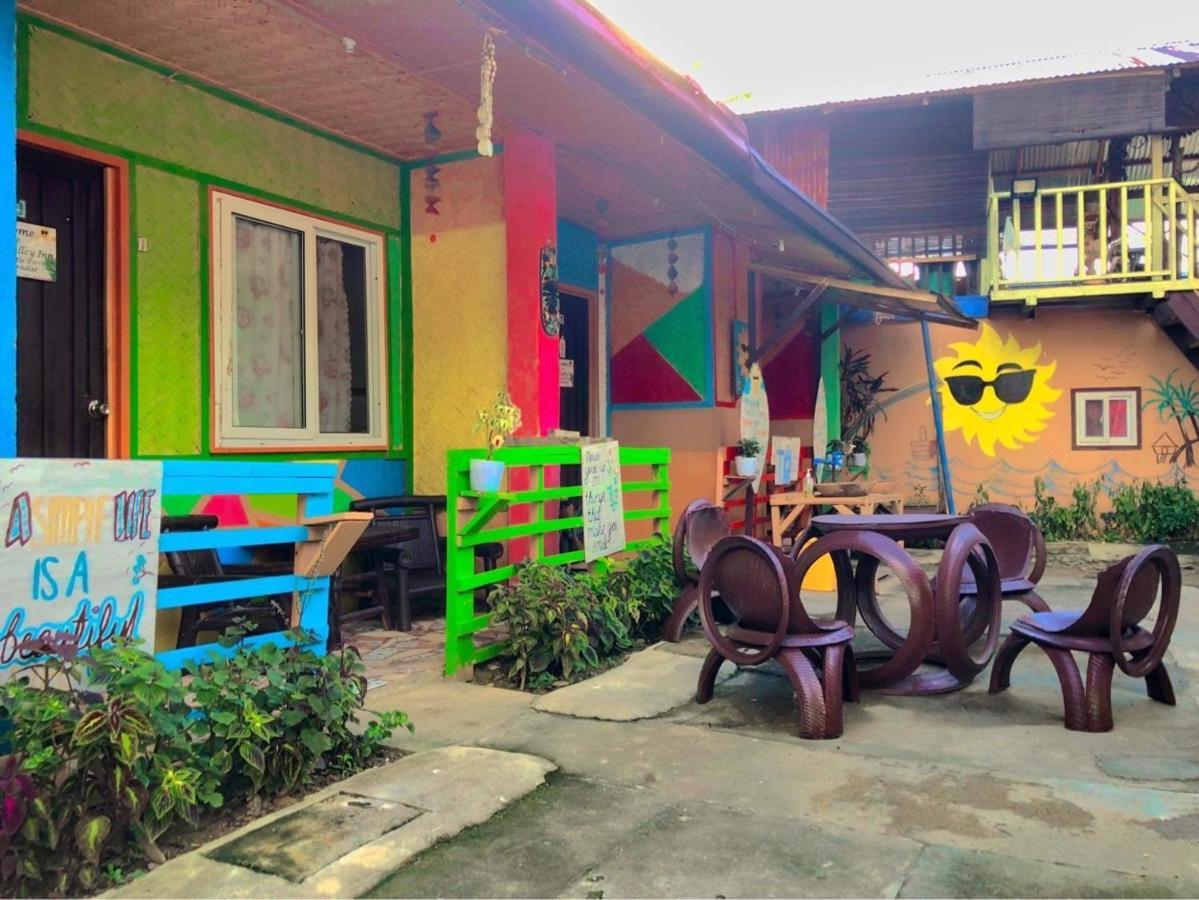Sun Valley Hostel Эль-Нидо Экстерьер фото