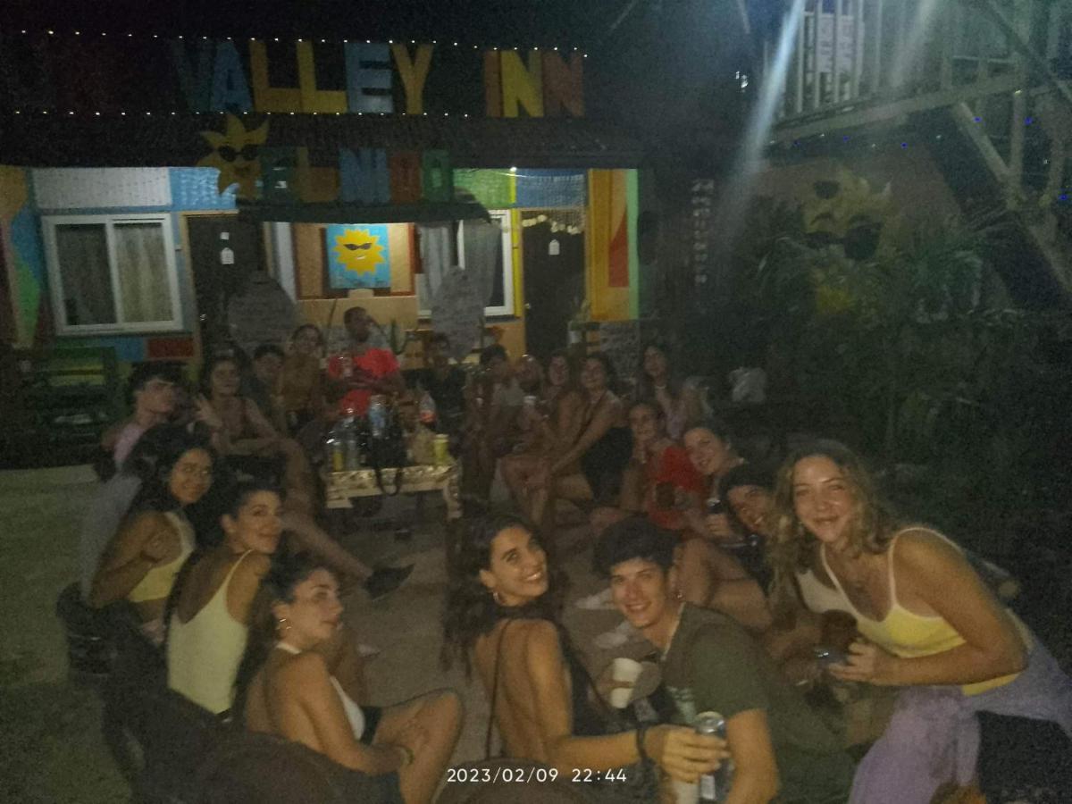 Sun Valley Hostel Эль-Нидо Экстерьер фото