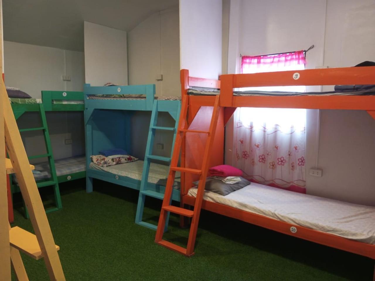 Sun Valley Hostel Эль-Нидо Экстерьер фото